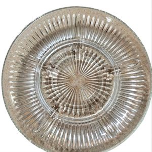 NWOT Relish/serving tray.6 sections